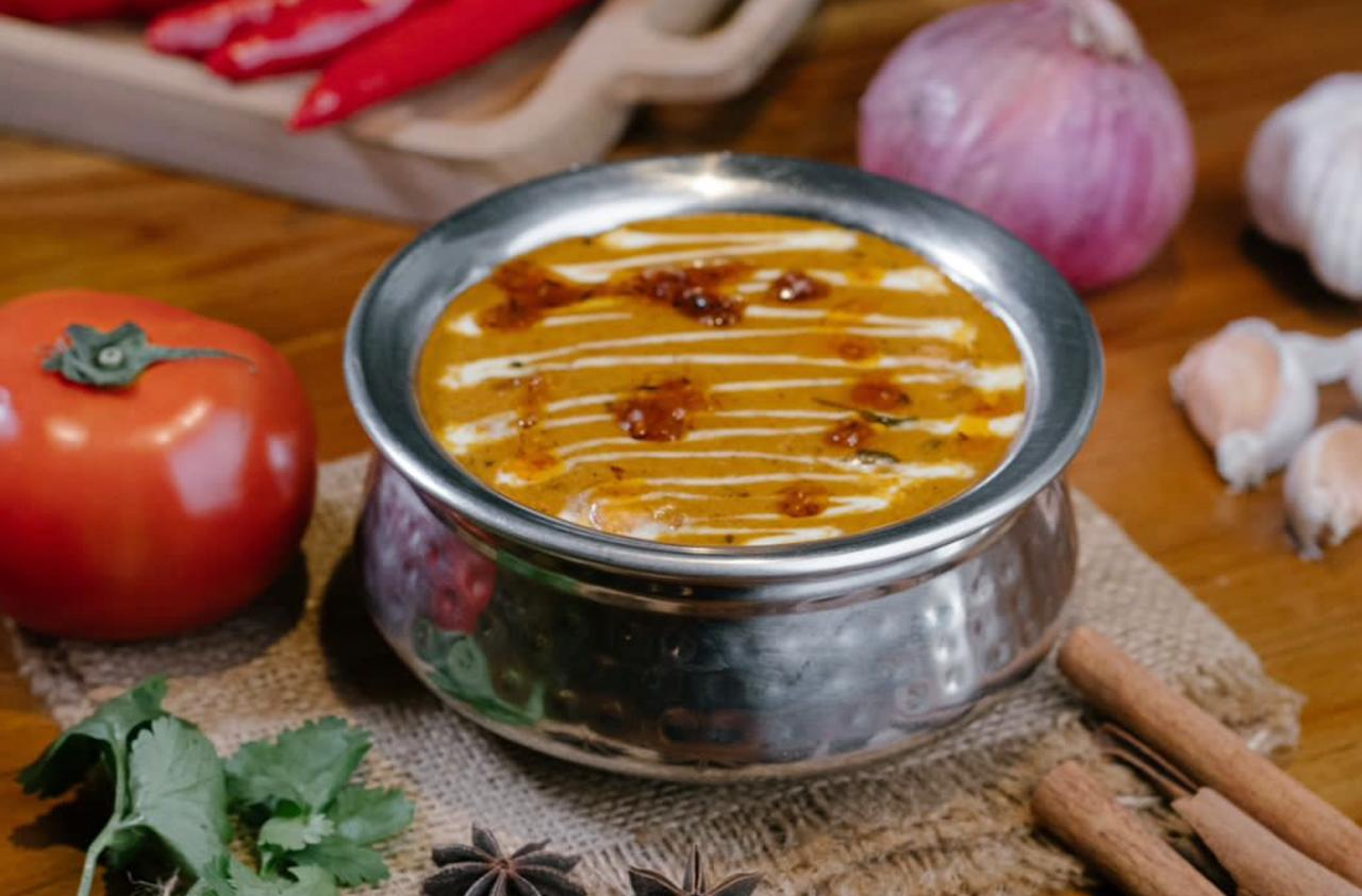 Paneer Butter Masala — Indian cottage cheese curry in tomato cashew gravy